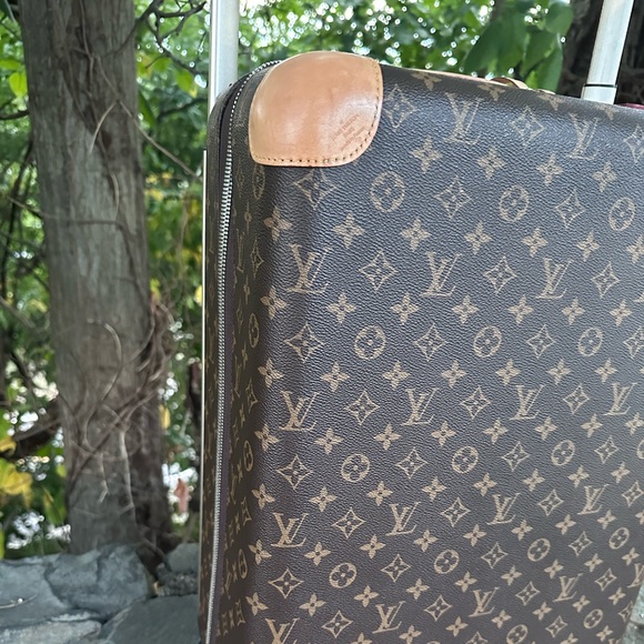 Louis Vuitton M23203
Horizon 55 - Picture 6 of 17